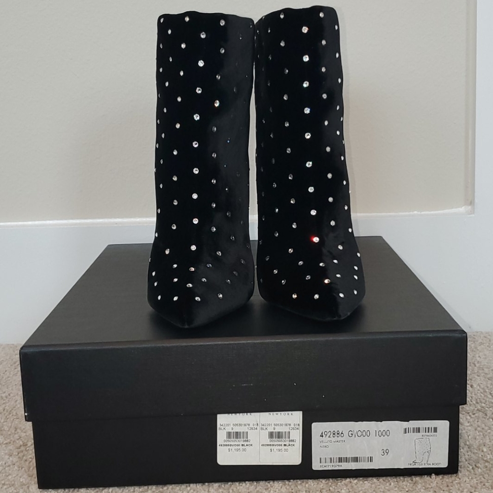 Saint Laurent Crystal Embellish Freja Boots - Picture 2 of 6